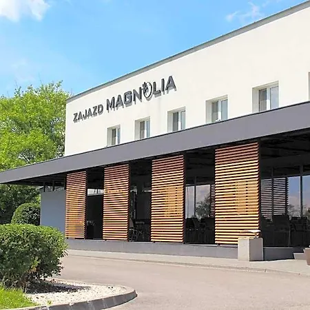 Magnolia-airport Modlin Inn