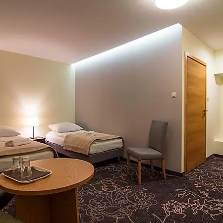Magnolia-airport Modlin Inn 3*