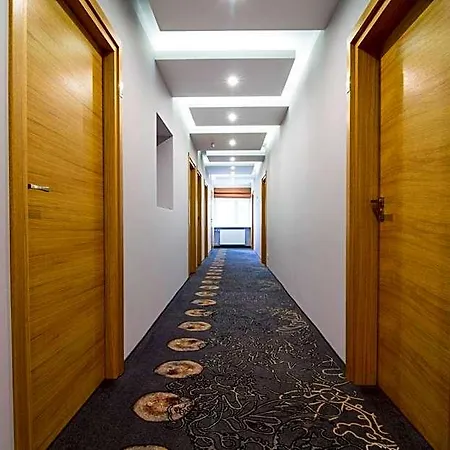Inn Magnolia-airport Modlin Pomiechówek